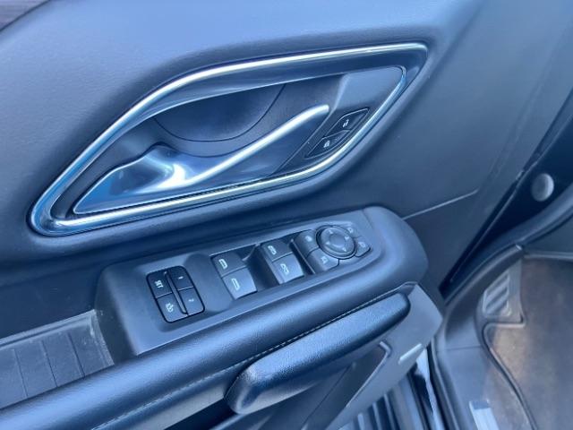 Chevrolet Suburban LT 4WD 2022