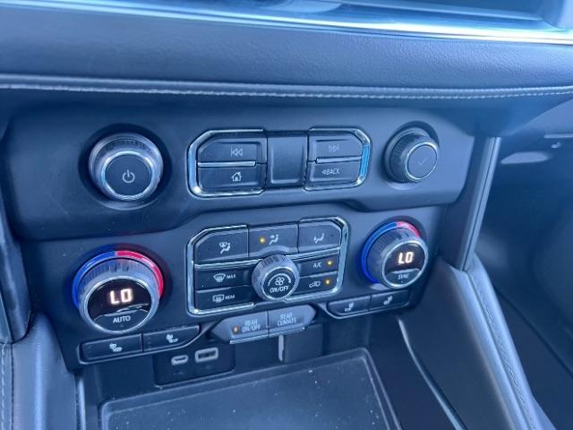 Chevrolet Suburban LT 4WD 2022