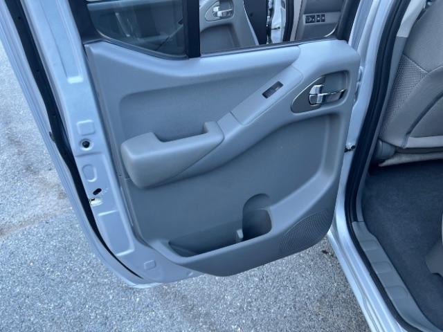 Nissan Frontier SL Crew Cab 5AT 4WD 2019