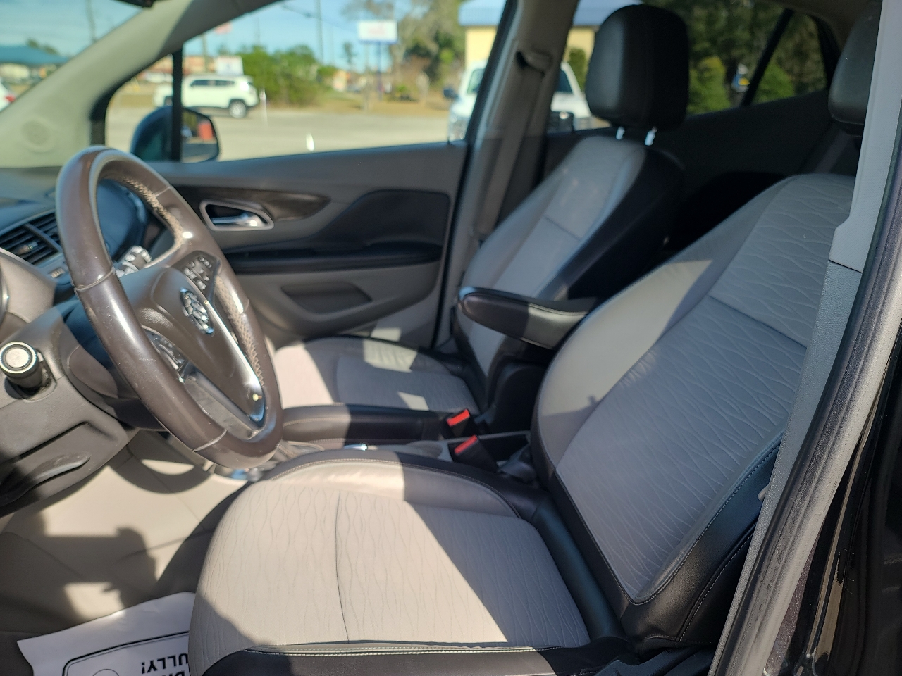 Buick Encore Convenience FWD 2015