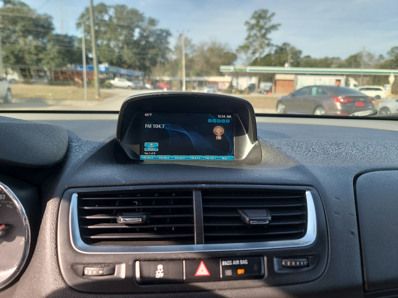 Buick Encore Convenience FWD 2015