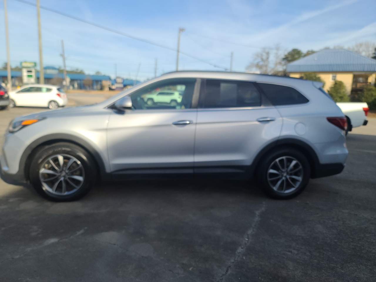 2017 Hyundai Santa Fe SE FWD