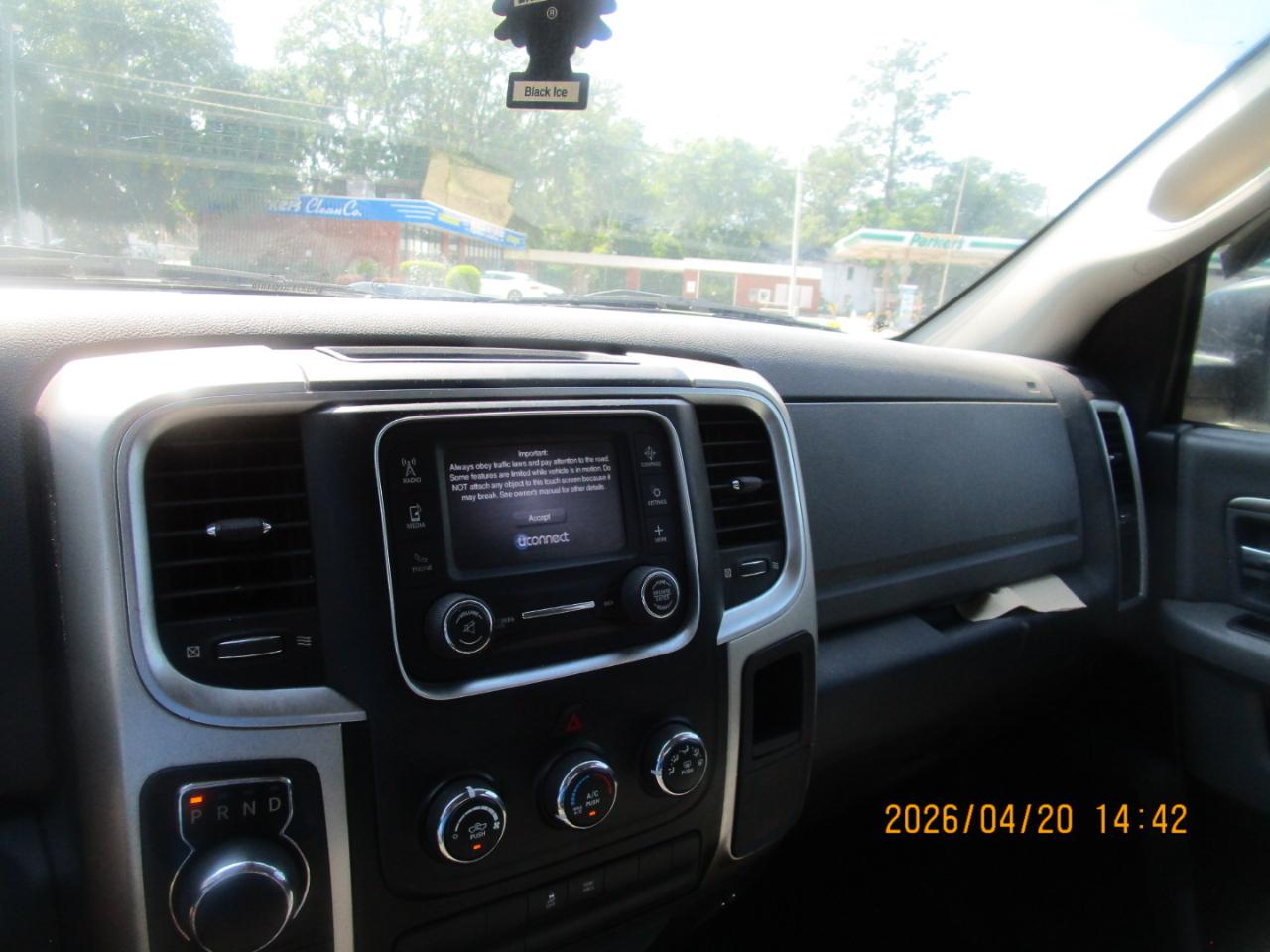 RAM 1500 SLT 2016