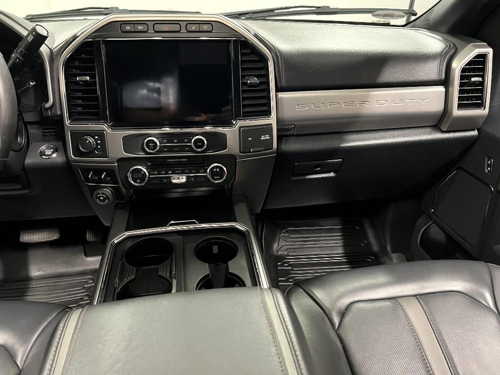 Ford F-350 SD Platinum Crew Cab Long Box 4WD 2022