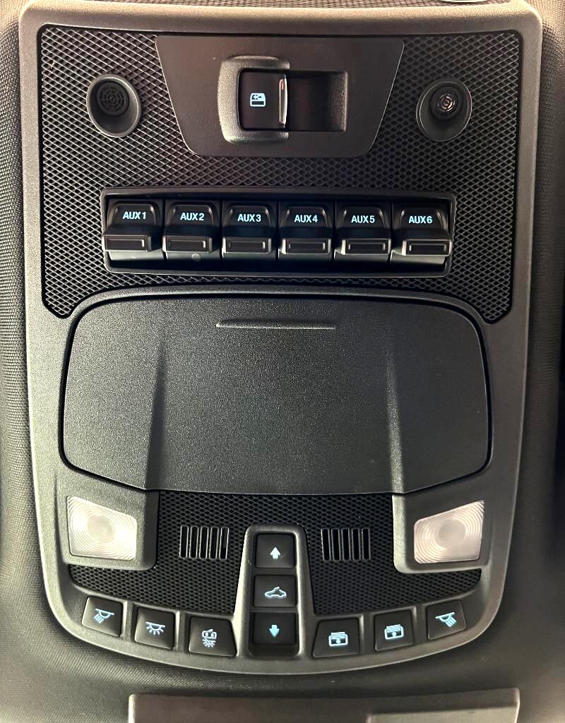 Ford F-350 SD Platinum Crew Cab Long Box 4WD 2022