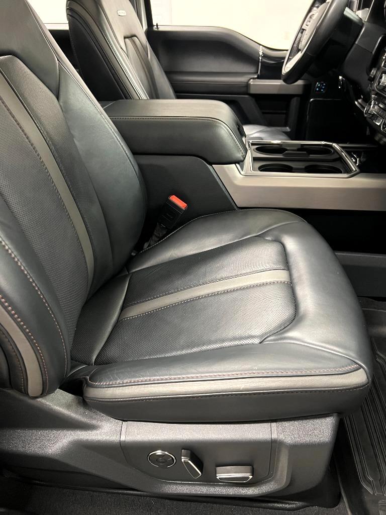 Ford F-350 SD Platinum Crew Cab Long Box 4WD 2022