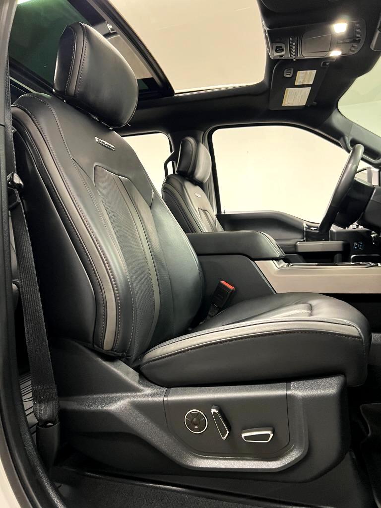 Ford F-350 SD Platinum Crew Cab Long Box 4WD 2022