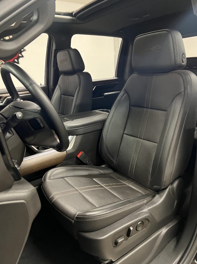 Chevrolet Silverado 2500HD High Country Crew Cab Long Box 4WD 2024