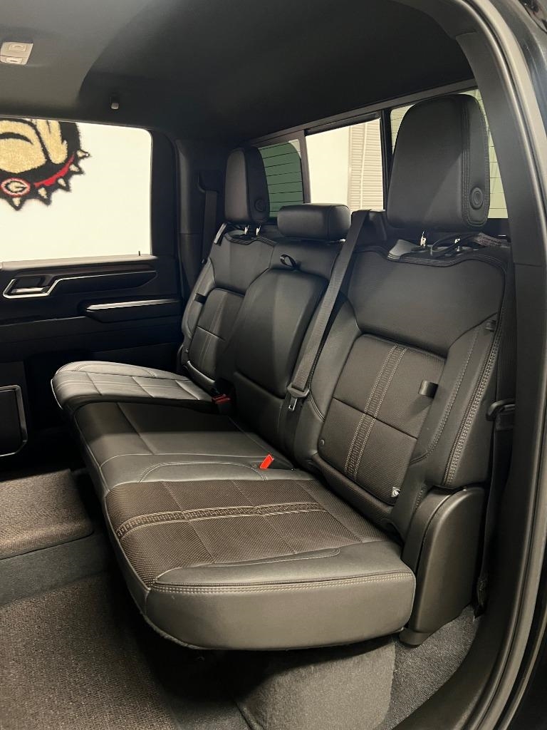 Chevrolet Silverado 2500HD High Country Crew Cab Long Box 4WD 2024