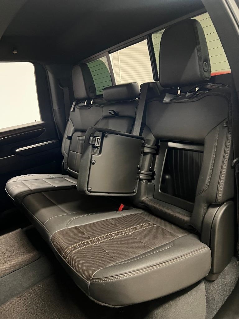 Chevrolet Silverado 2500HD High Country Crew Cab Long Box 4WD 2024