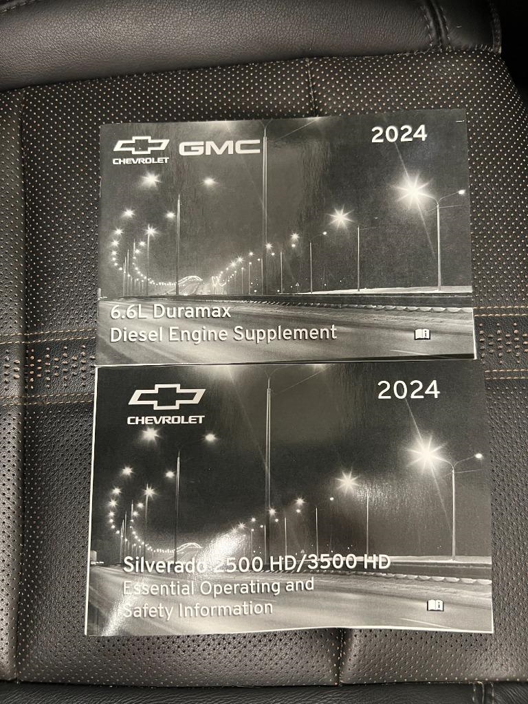 Chevrolet Silverado 2500HD High Country Crew Cab Long Box 4WD 2024