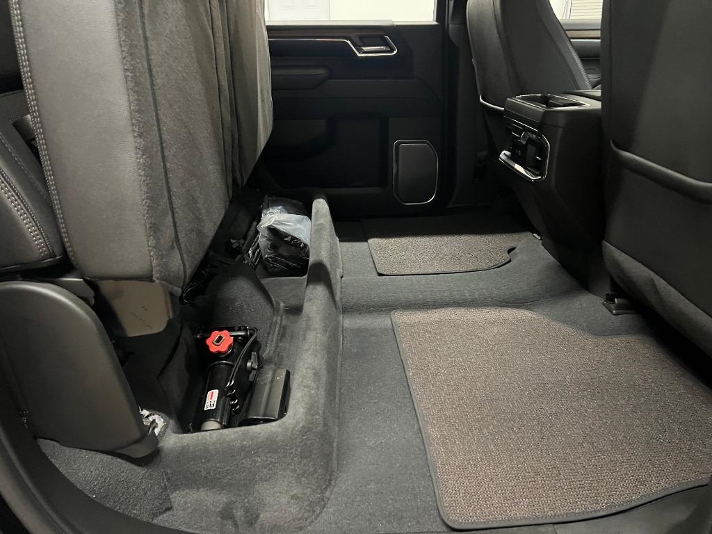 Chevrolet Silverado 2500HD High Country Crew Cab Long Box 4WD 2024