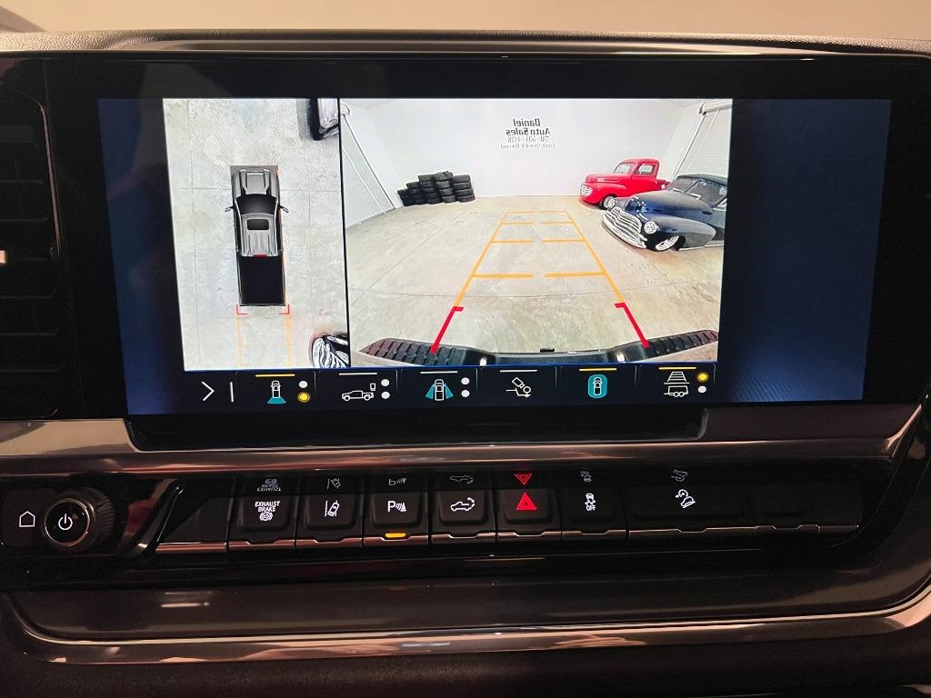 Chevrolet Silverado 2500HD High Country Crew Cab Long Box 4WD 2024