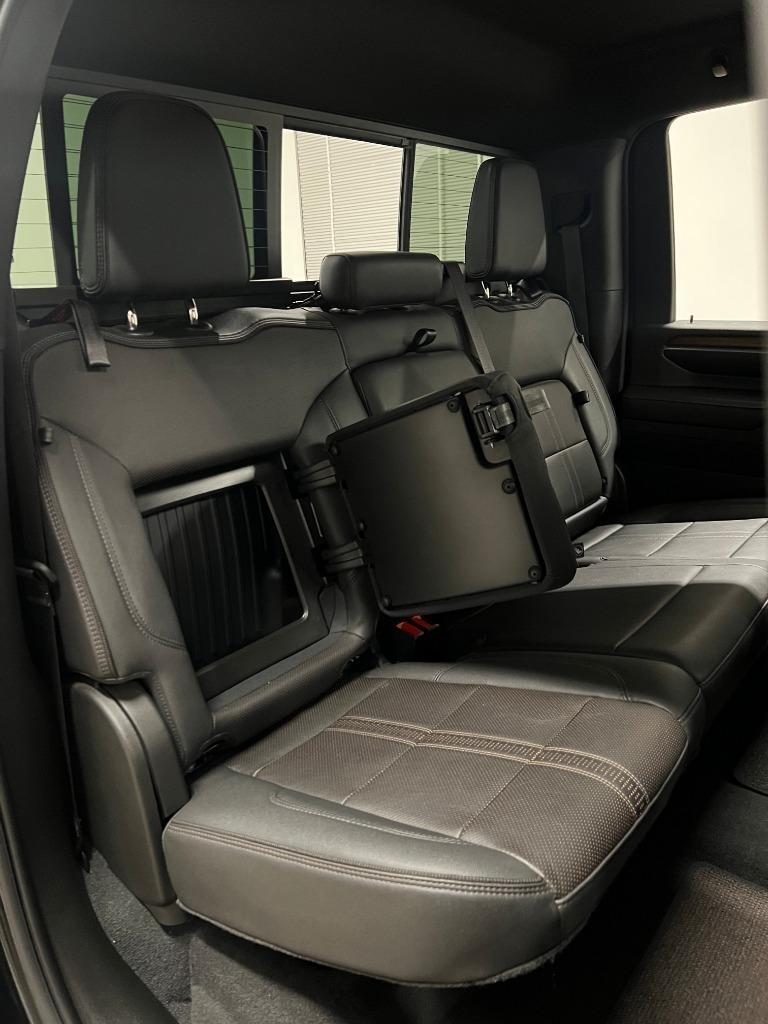 Chevrolet Silverado 2500HD High Country Crew Cab Long Box 4WD 2024