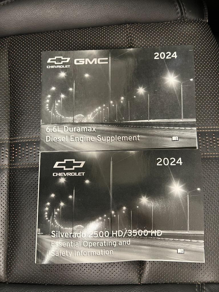 Chevrolet Silverado 2500HD High Country Crew Cab Long Box 4WD 2024