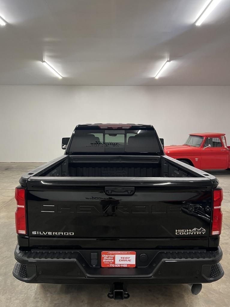 Chevrolet Silverado 2500HD High Country Crew Cab Long Box 4WD 2024