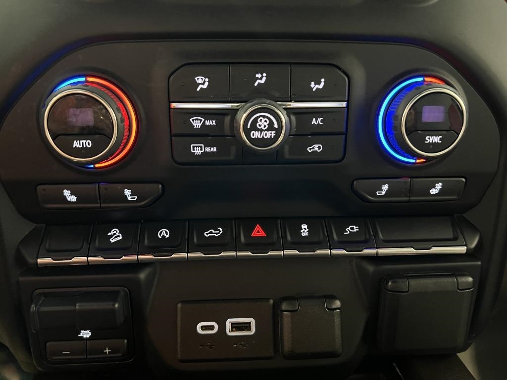 Chevrolet Silverado 1500 Limited RST Crew Cab 4WD 2022