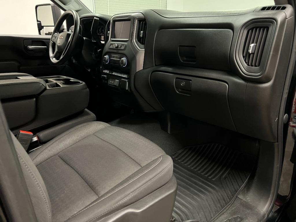 Chevrolet Silverado 2500HD Custom Crew Cab Long Box 4WD 2024