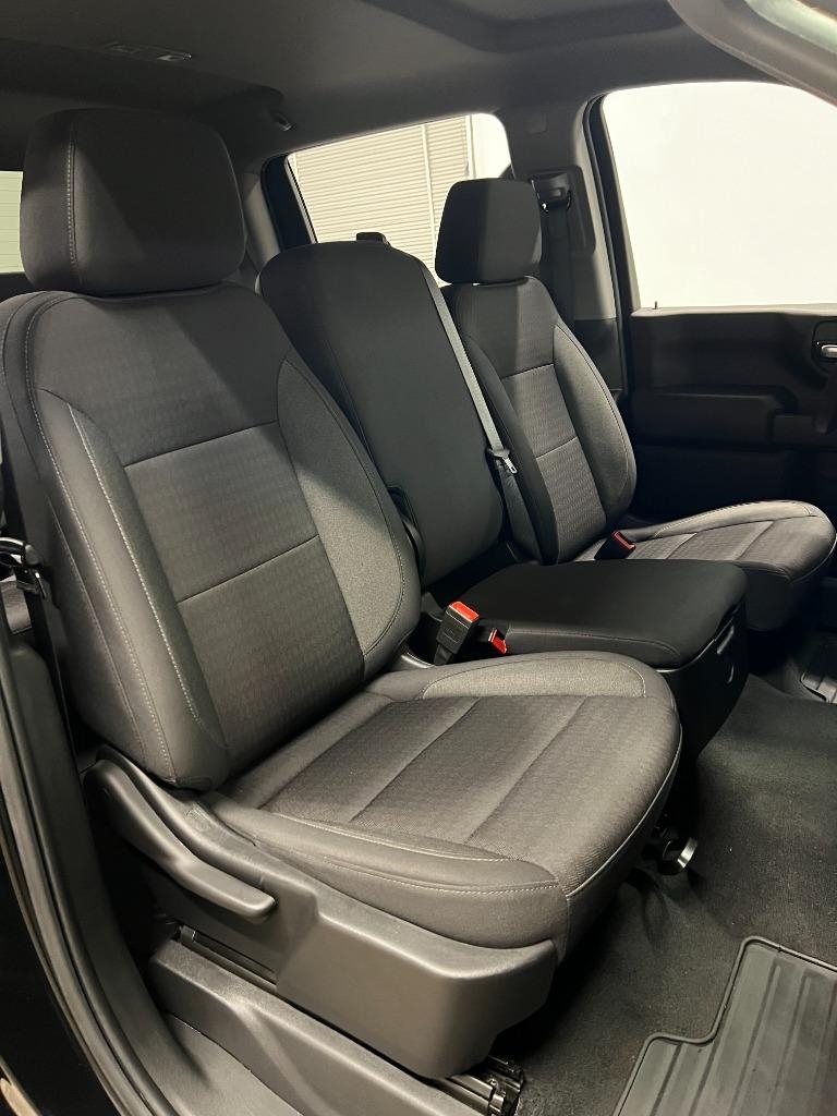 Chevrolet Silverado 2500HD Custom Crew Cab Long Box 4WD 2024