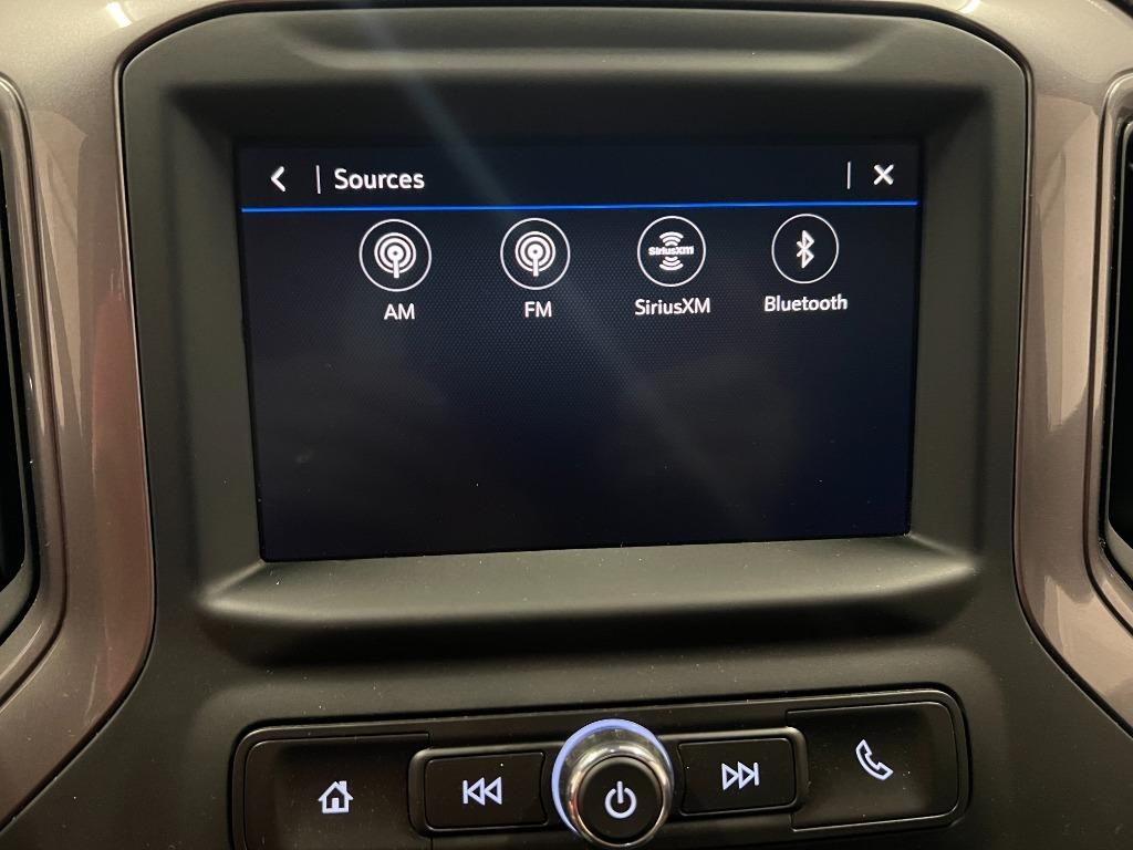 Chevrolet Silverado 2500HD Custom Crew Cab Long Box 4WD 2024