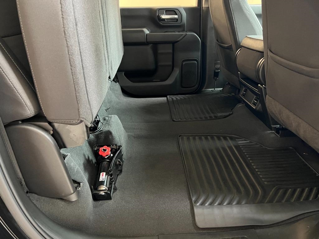 Chevrolet Silverado 2500HD Custom Crew Cab Long Box 4WD 2024