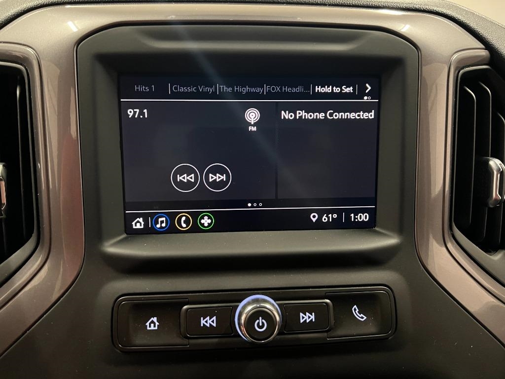 Chevrolet Silverado 2500HD Custom Crew Cab Long Box 4WD 2024