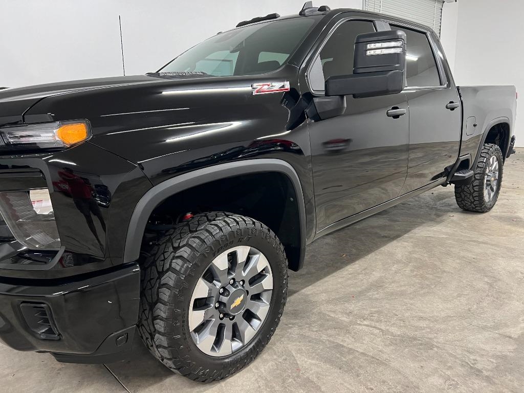 Chevrolet Silverado 2500HD Custom Crew Cab Long Box 4WD 2024
