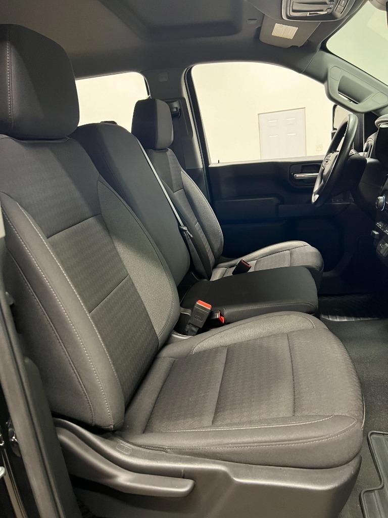 Chevrolet Silverado 2500HD Custom Crew Cab Long Box 4WD 2024