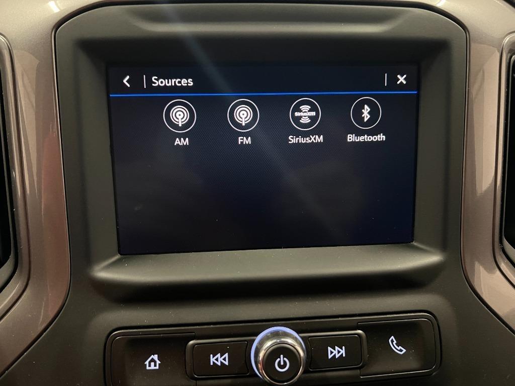 Chevrolet Silverado 2500HD Custom Crew Cab Long Box 4WD 2024