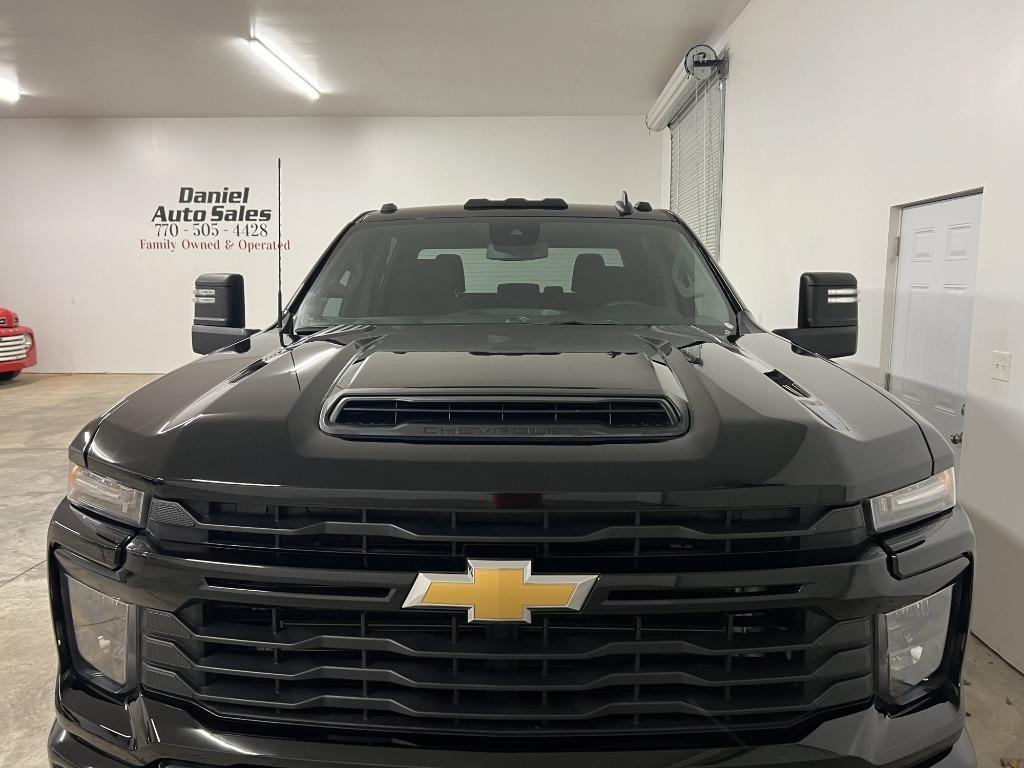 Chevrolet Silverado 2500HD Custom Crew Cab Long Box 4WD 2024