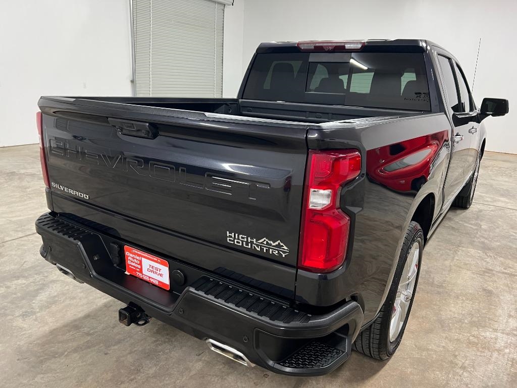Chevrolet Silverado 1500 High Country Crew Cab 4WD 2022