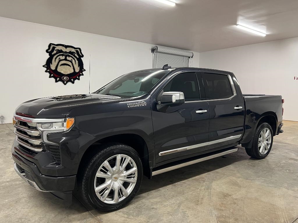 Chevrolet Silverado 1500 High Country Crew Cab 4WD 2022