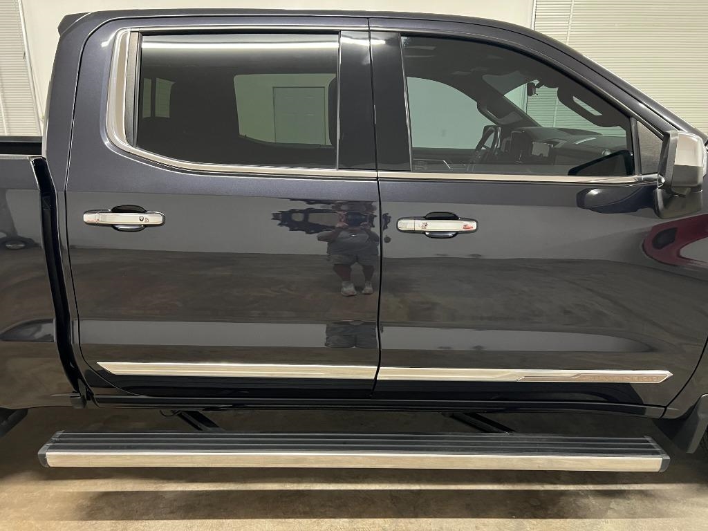 Chevrolet Silverado 1500 High Country Crew Cab 4WD 2022