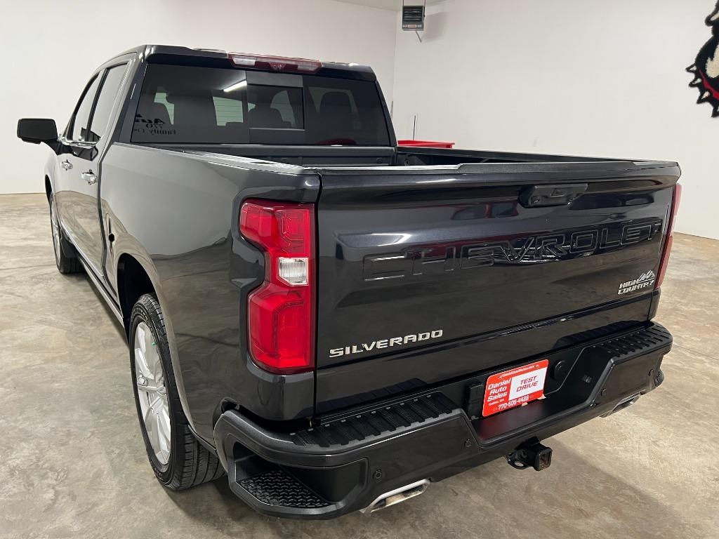 Chevrolet Silverado 1500 High Country Crew Cab 4WD 2022