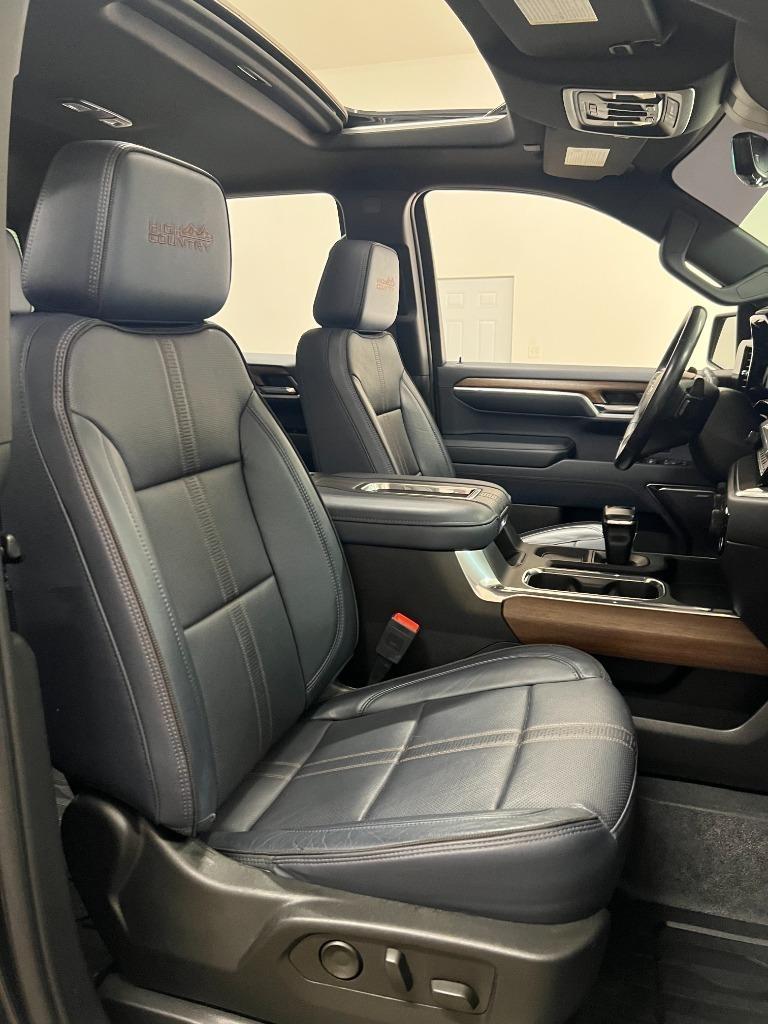 Chevrolet Silverado 1500 High Country Crew Cab 4WD 2022