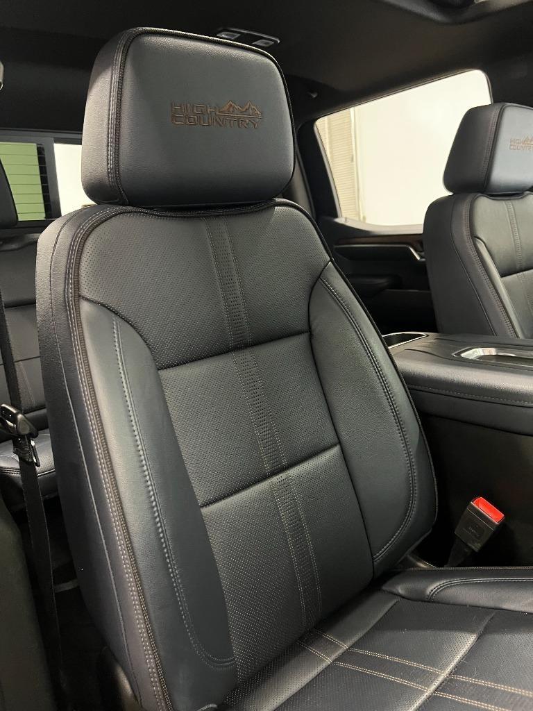 Chevrolet Silverado 1500 High Country Crew Cab 4WD 2022