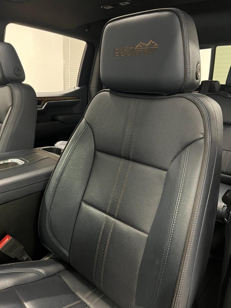 Chevrolet Silverado 1500 High Country Crew Cab 4WD 2022