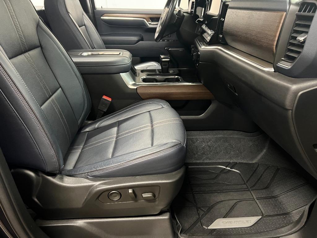 Chevrolet Silverado 1500 High Country Crew Cab 4WD 2022