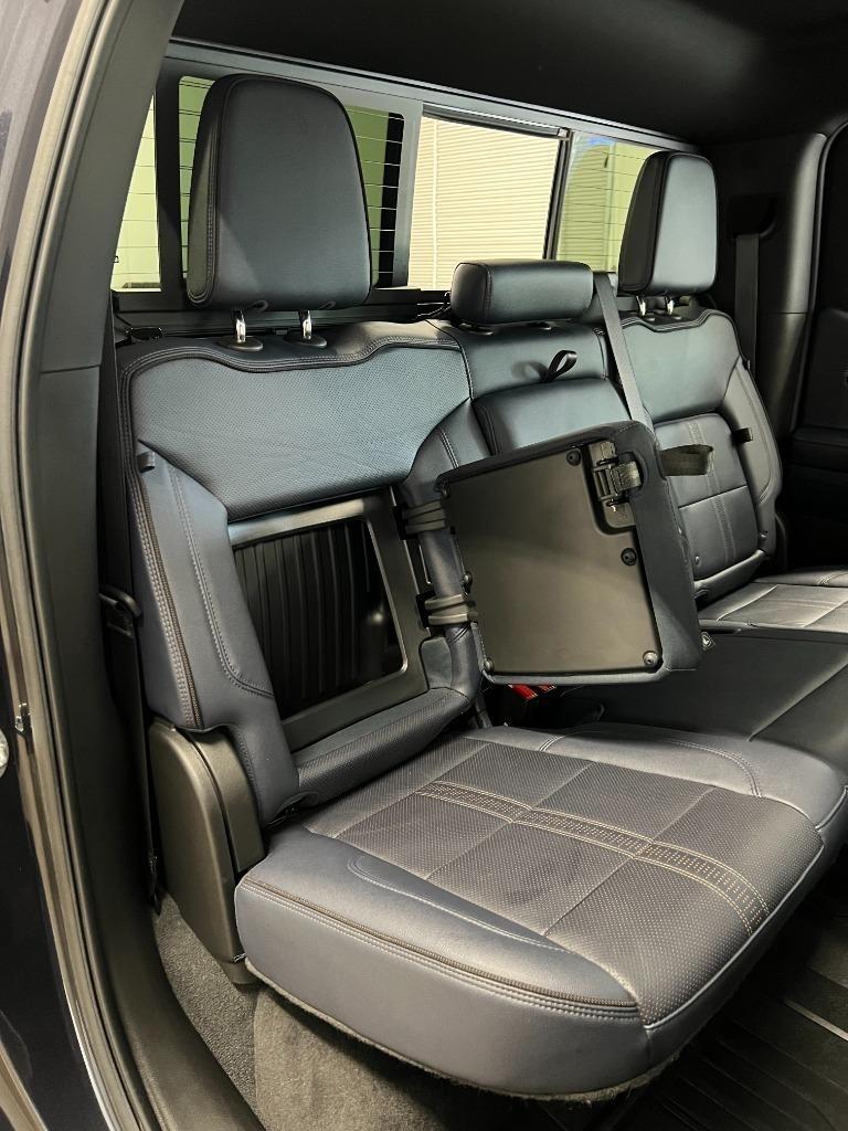 Chevrolet Silverado 1500 High Country Crew Cab 4WD 2022