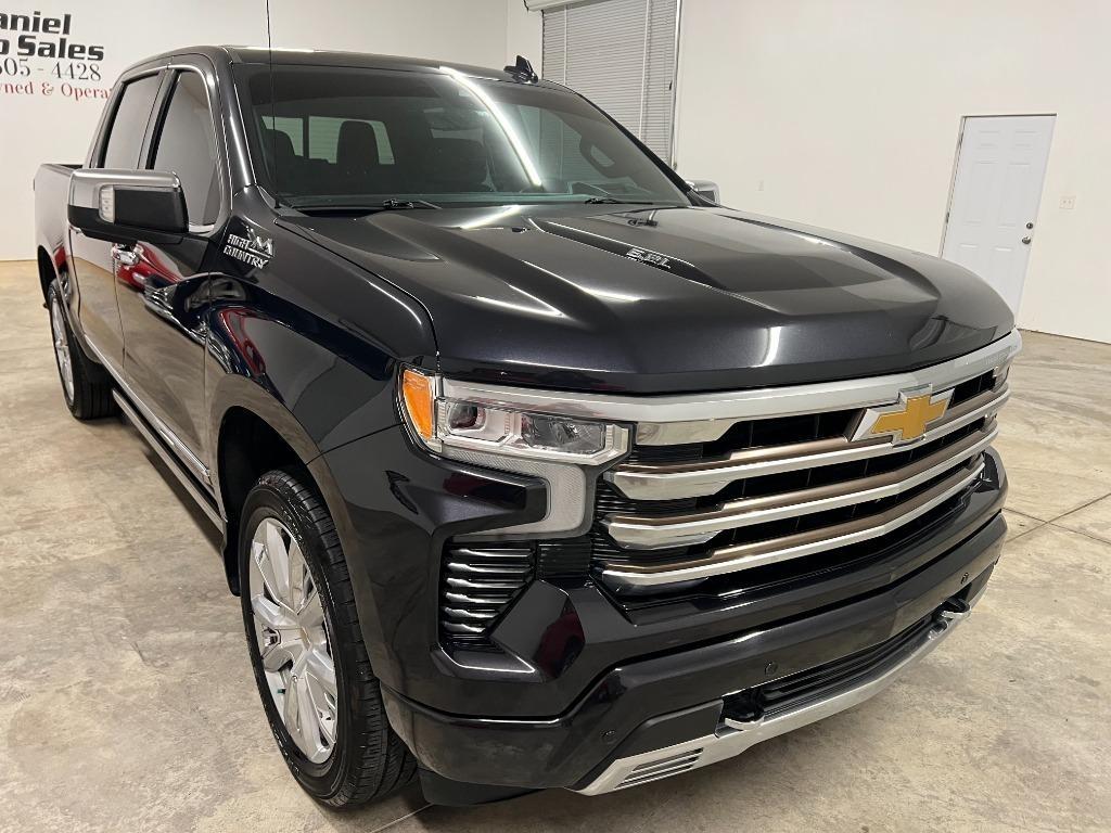 Chevrolet Silverado 1500 High Country Crew Cab 4WD 2022