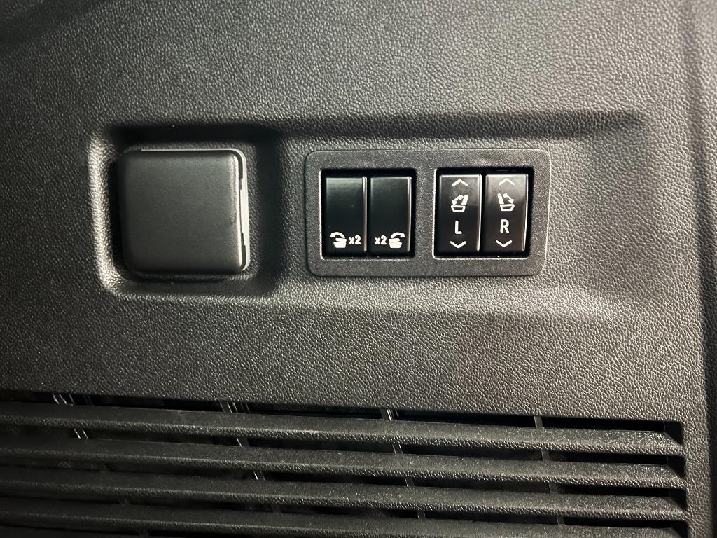 GMC Yukon XL SLT 4WD 2022