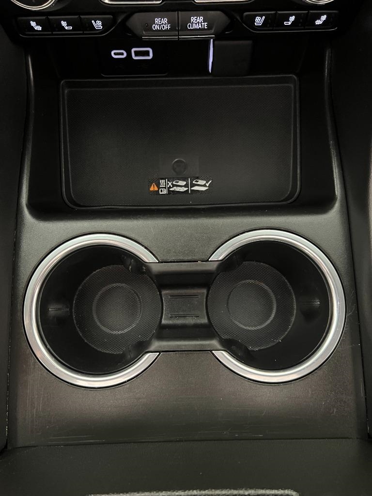 GMC Yukon XL SLT 4WD 2022