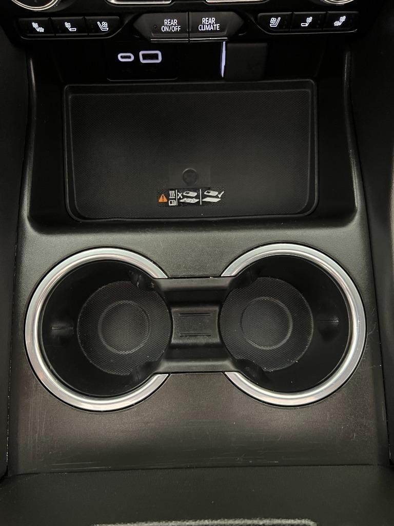 GMC Yukon XL SLT 4WD 2022