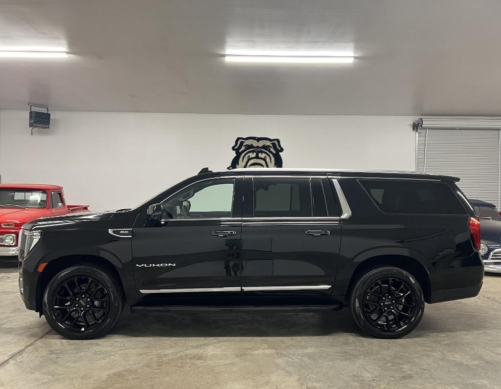 GMC Yukon XL SLT 4WD 2022