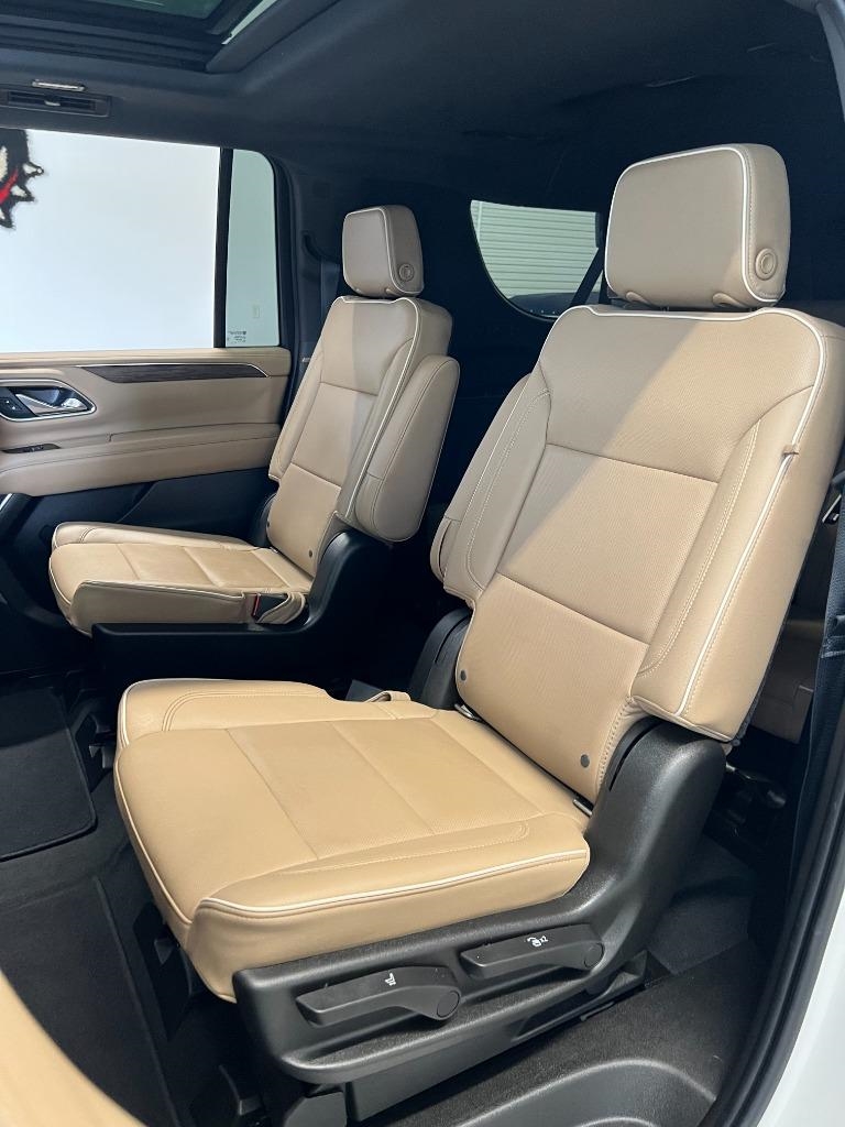 Chevrolet Suburban Premier 4WD 2021