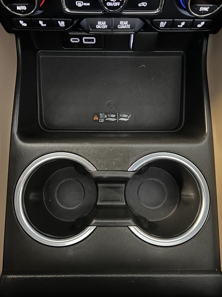 Chevrolet Suburban Premier 4WD 2021