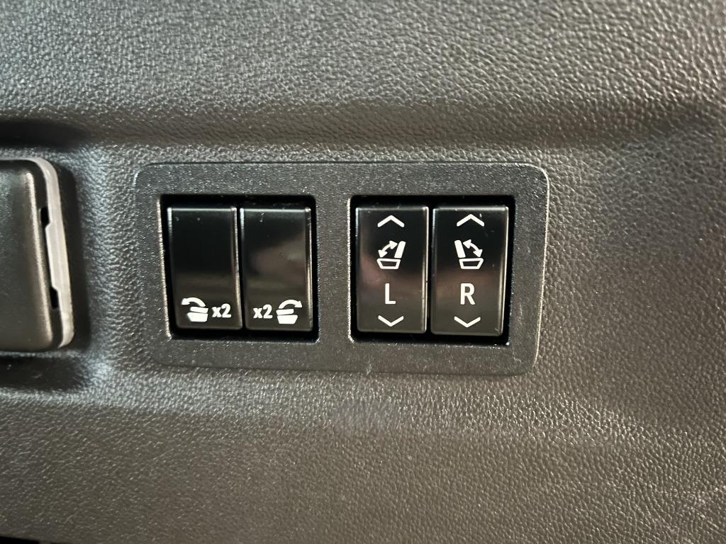 Chevrolet Suburban Premier 4WD 2021