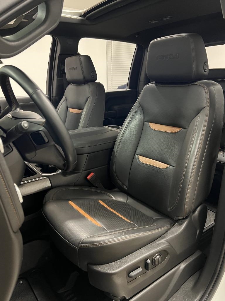 GMC Sierra 2500HD AT4 Crew Cab 4WD 2023