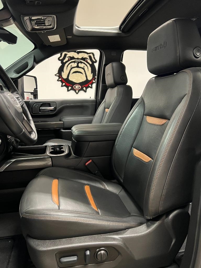 GMC Sierra 2500HD AT4 Crew Cab 4WD 2023