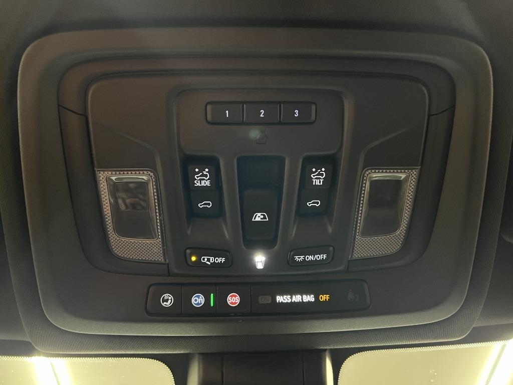 GMC Sierra 2500HD AT4 Crew Cab 4WD 2023